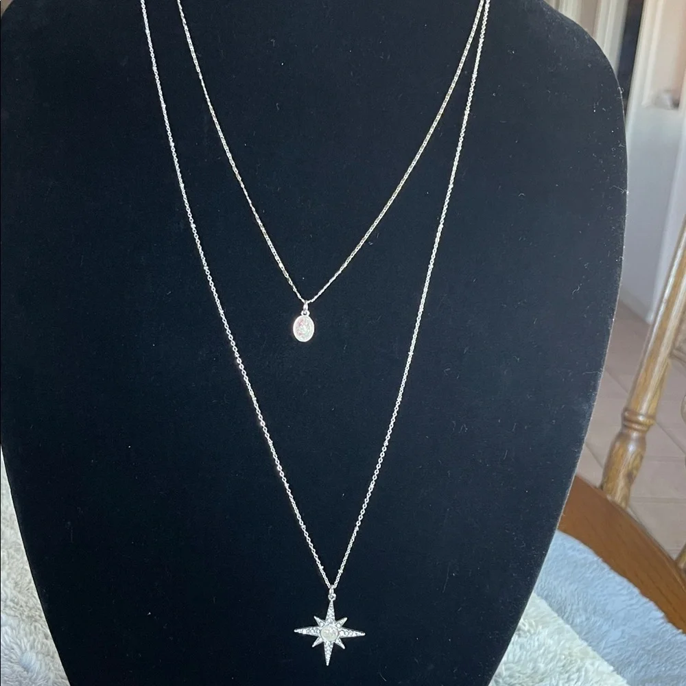Liz Claiborne Silver Double Layer Star Necklace - Picture 1 of 6